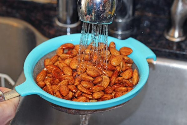 how-to-make-almond-milk-8