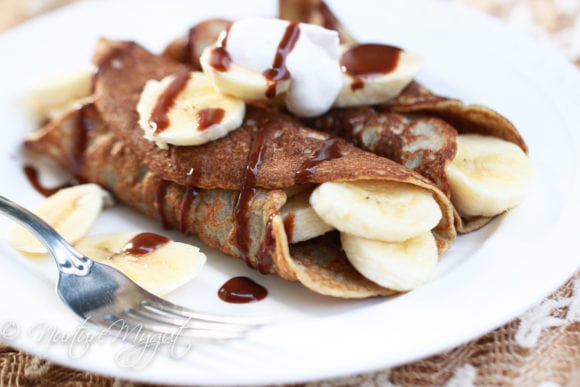 Easy Paleo Banana Pancakes