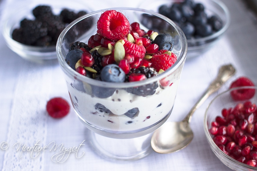 paleo cashew yogurt parfait