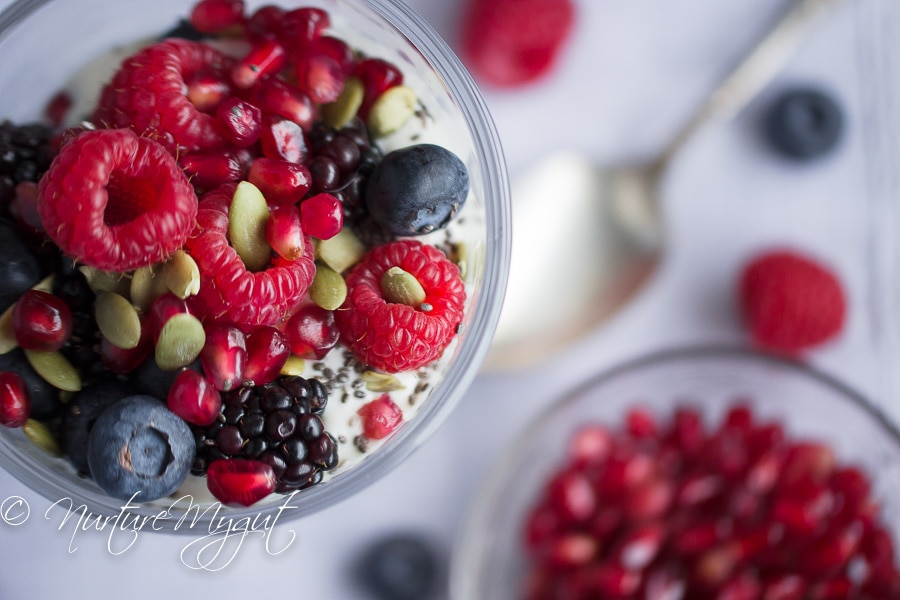 paleo cashew yogurt parfait