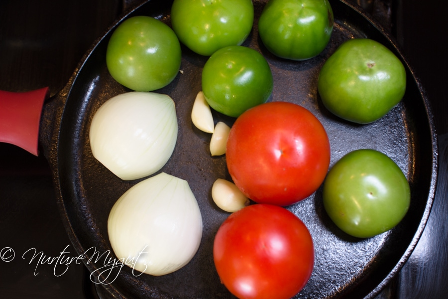 Ultimate Salsa Verde Recipe-{Made in Cast-Iron Skillet}