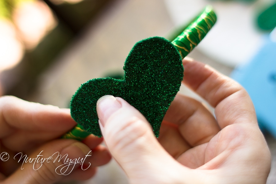 DIY St. Patrick's Day Felted Green Glitter Heart Headband