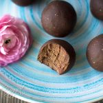 No-Bake Dark Chocolate Strawberry Energy Bites-clean eating recipe-made with delicious dark chocolate, vegan protein powder, cashew butter, freeze dried strawberries, maple syrup and fig balsamic. Easy, healthy & delicious recipe.