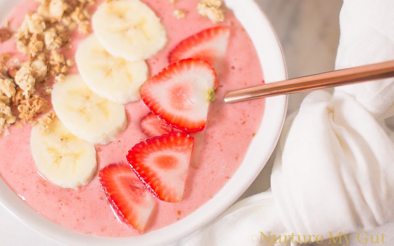 Easy Healthy Strawberry Banana Smoothie Bowl Recipe